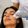 Tratamiento HIFU facial para reafirmar y tensar la piel sin cirugía